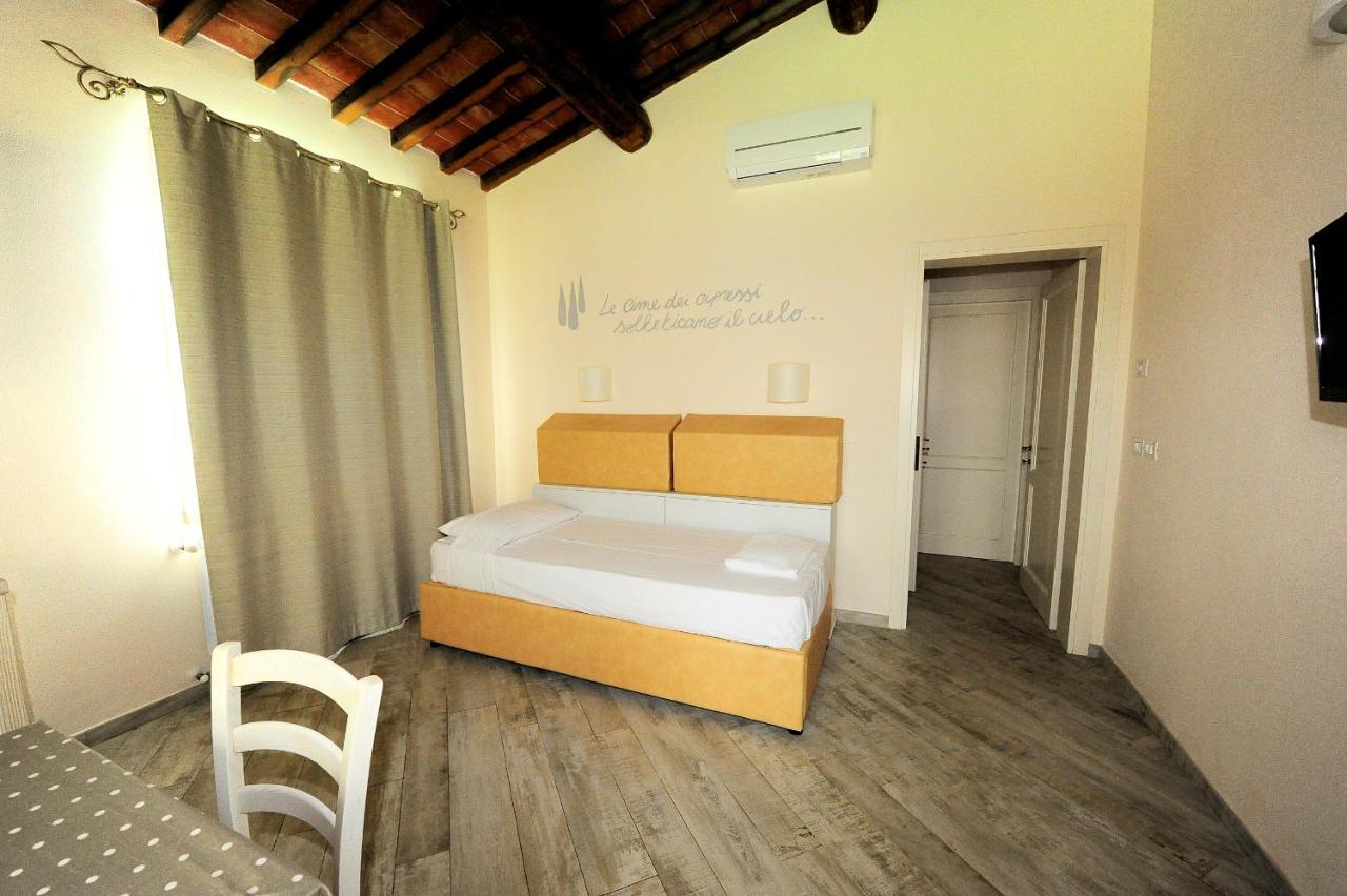 Fattoria Palazzeta - Pet & Family Friendly Aparthotel Cecina  Exterior foto