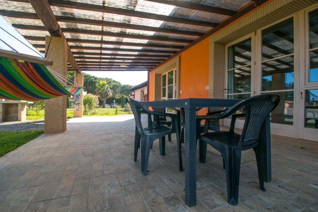 Fattoria Palazzeta - Pet & Family Friendly Aparthotel Cecina  Exterior foto