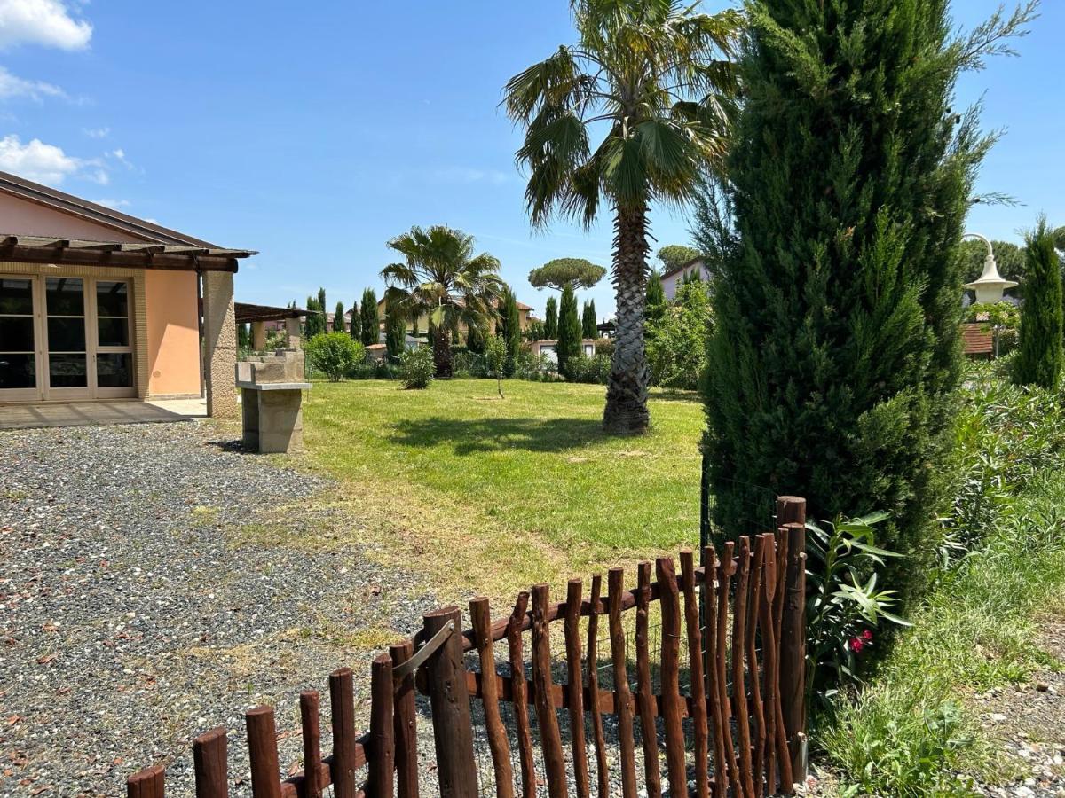 Fattoria Palazzeta - Pet & Family Friendly Aparthotel Cecina  Exterior foto
