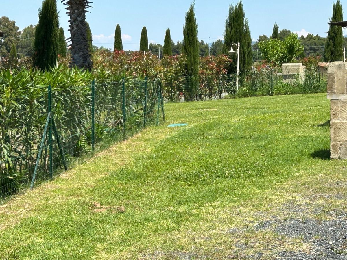 Fattoria Palazzeta - Pet & Family Friendly Aparthotel Cecina  Exterior foto